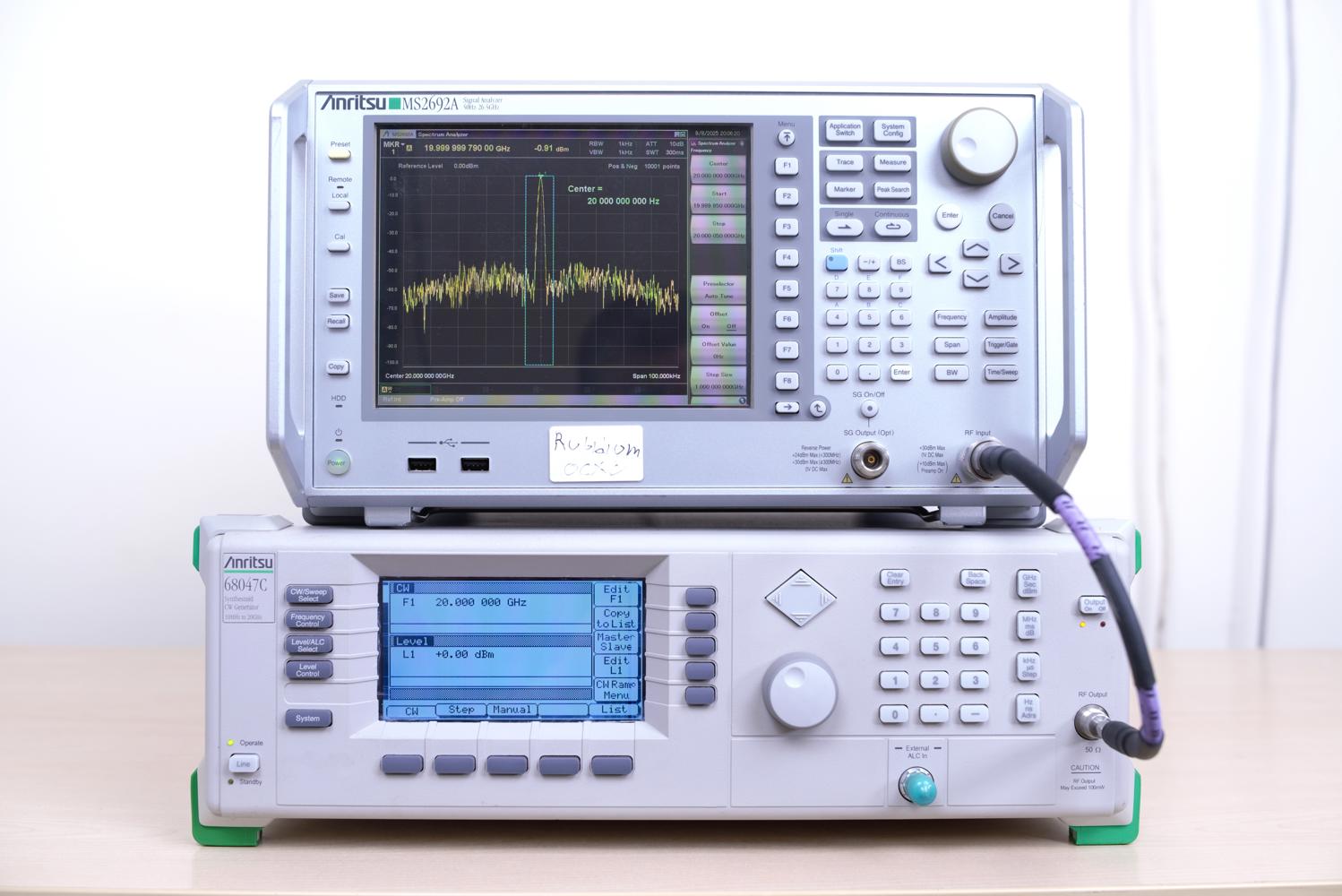 Генератор сигналов Anritsu 68047C